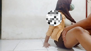 An Indonesian girl goes back to school