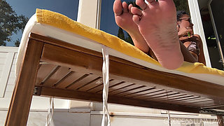 Foot Ignore by the Pool POV