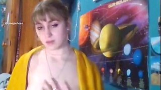 Hot Omegle Girl masturbates with Stranger