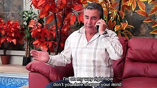 malena doll se calento con el repartidor