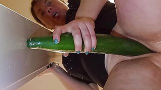 Stepmom cums hotly many times