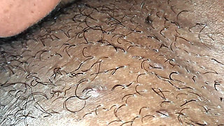 Sucking the big pussy of the naughty granny