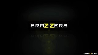 Zz Motel: Dicking The Drifter With Charles Dera, Kleio Valentien - Brazzers