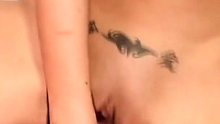 Hot Couple Swaps to Taste and Fuck Their Horny Pussies and Cumshot