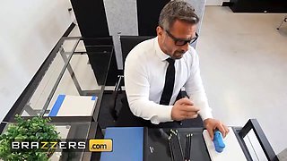 Brazzers - coworkers hailey rose and london laurent give their hung coworker a cum shots he will reminisce