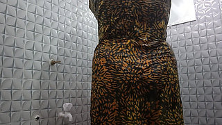 Desi Girl Bathroom Sawoor Hottest