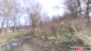 Besties fuck at their road trip