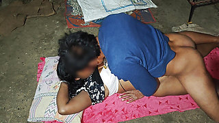 Indian hot mallu aunty got off the plan and had sexual intercourse, that too by making a