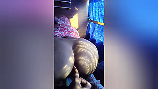 College Ki Ladki Ne Ek Ladke Se Chudai Chalti Bus Me