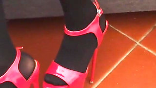MILF in Pantyhose and Heels with Perfect Legs
