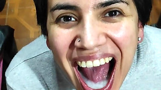 Quickie! Cum Mouthful, Cumplay and Swallow!