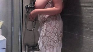 Busty blonde milf with amazing ass does deep throat in POV