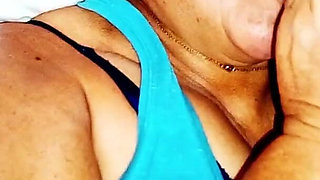 I Invite the Lady I Met at the Gym Over to My House and She Ends up Giving Me a Good Blowjob.