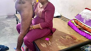 Desi Wife Hardcore Fucking Teen Boy - Blowjob & Cumshot in Hindi - Real Homemade Indian Aunty