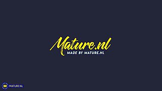 Getting A Hard And Long Handjob And Blowjob From My Hot Stepmilf Liza Cute Until I Cum