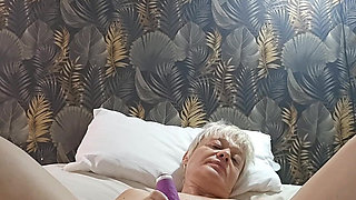 MILF Mature Slut Plays with Her Wet Clit
