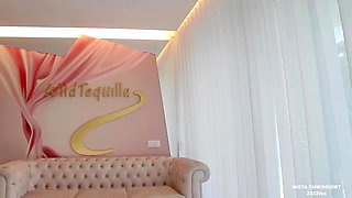 Blonde tight pussy babe solo toy fun in glamour masturbation