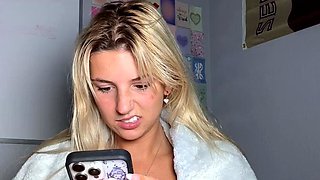 Blonde teen Sierras first erotic masturbation video