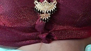 Desi hot saira housewife big vegetable cucumber fucking my pussy hole