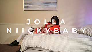 Two Slutty Latinas Play with Each Other and the Squirting Begins