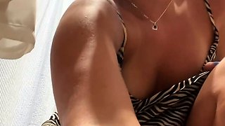 Amateur Asian Webcam Strip Masturbation