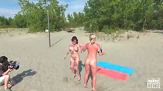 Eila Adams and Amber Reed naked workout.