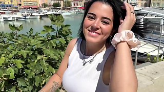 Ashley goes exploring with Marie... - Jacquie et Michel TV