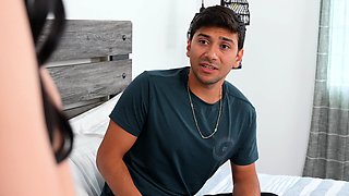 Teen stepsis ride stepbros face and cock