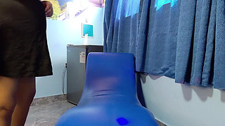 Seducing the Night Club Waitress to Dance Me on the Tube and Her