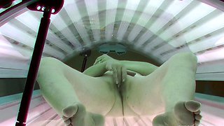 Horny Czech woman caught masturbating at the tanning salon