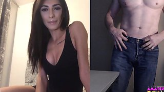 Homemade video of brunette Ria Shah having fun via webcam