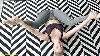 Curvy Milf Rough Dp In Flexi Sex Positions