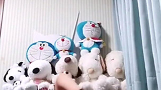 Feeling Sensitive Alone at Home Can't Stop