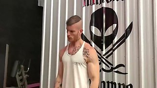 I Fucked The Hot Tattooed Girl From The Gym