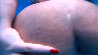 I Didn't Expect My Stepcousin's Friend to Be Naked in the Pool Showing off Amateur VR