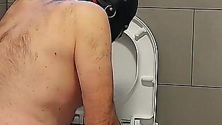 The Toilet Spongemouth