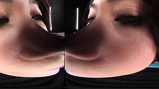 Amateur handjob POV clip that ends with a messy cumshot