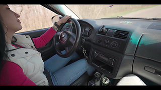 Public Blowjob Turn by Turn During the Car Trip