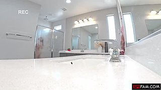 Summer Renee Gets Caught Fucking Stepbro in 4K HD