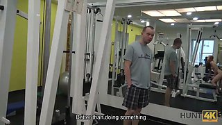 Hunt4k. duo was working out in sport when prosperous hunter appeared