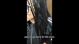 I Meet a Beautiful and Bold Girl in the Middle of the Night