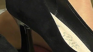 Amazing Cockcrushing with High Heels