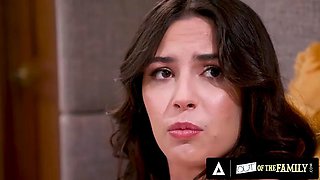 OUT OF THE FAMILY - Dont Missed This Hottest STEPSISTER SQUIRT COMPILATION!