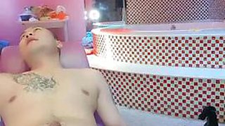 Chinese anchor fucks a young white tiger woman in a sex hotel. She shows her face all the time and is so sexy that she pushes her big cock with her pussy. She has a lot of hairless pussy and has a lot of vaginal fluid and is excited to get her upper body and get her white juice fucked by her brother: Blowjob, Amateur  Asian Porn
