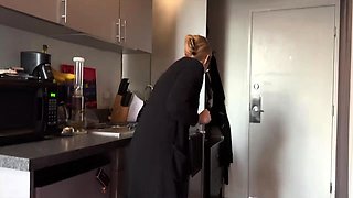 Crystal Clark - STEPMOM HELPS ME MOVE FOR COLLEGE