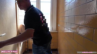The highway escort - truck drivers nail for free!