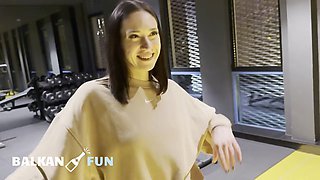 Balkan fun hooks up with a girl at the gym