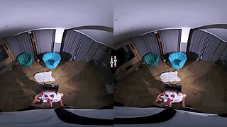 Ara Mix VR Porn: Spooky Surprise - DarkRoomVR
