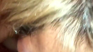 Before going to bed it takes a good blowjob