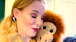 Blonde emo amateur solo masturbation